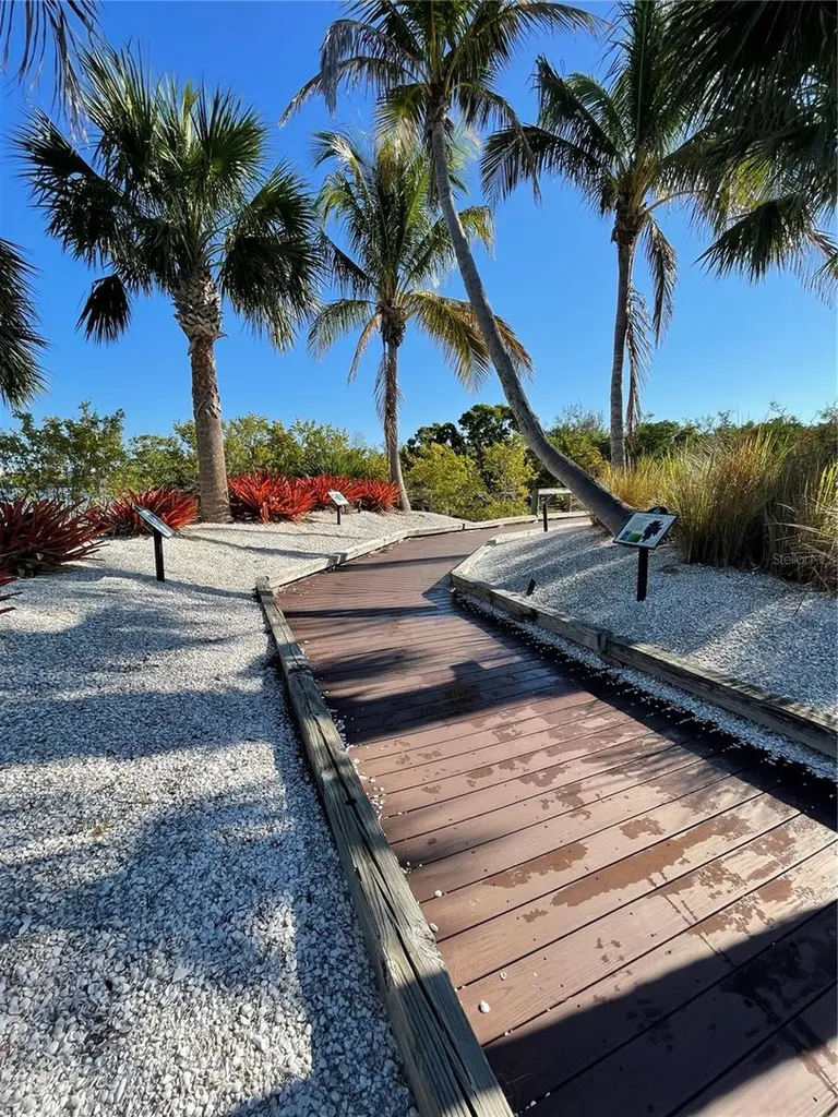 310 Compass Point Drive Bradenton FL 34209