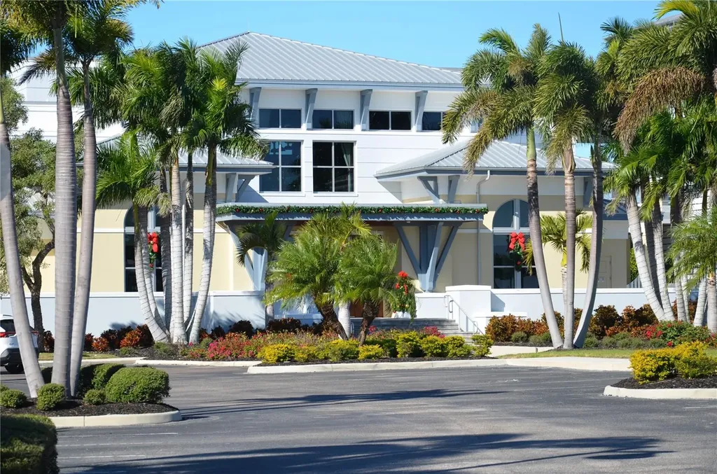 310 Compass Point Drive Bradenton FL 34209