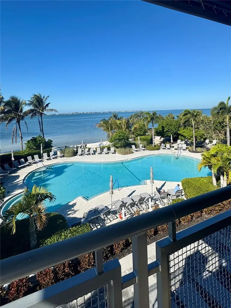 310 Compass Point Drive Bradenton FL 34209