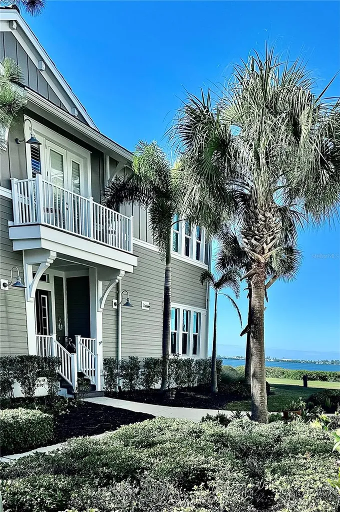 310 Compass Point Drive Bradenton FL 34209
