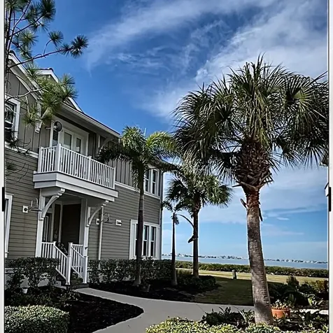 310 Compass Point Drive Bradenton FL 34209