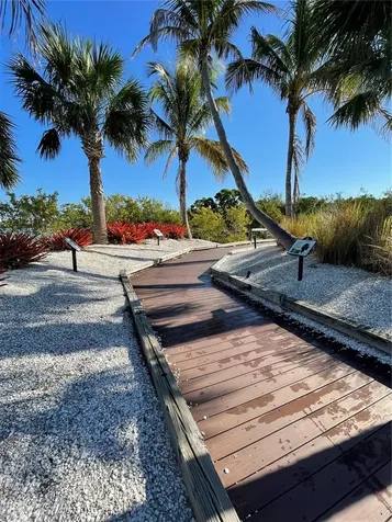 310 Compass Point Drive Bradenton FL 34209