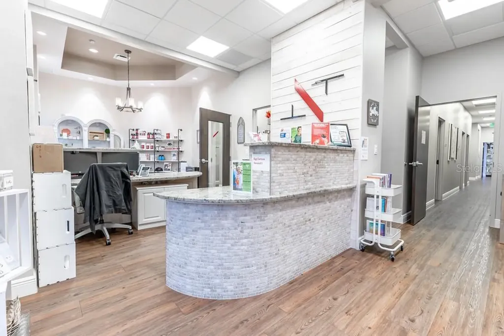809 County Road 466 Lady Lake FL 32159