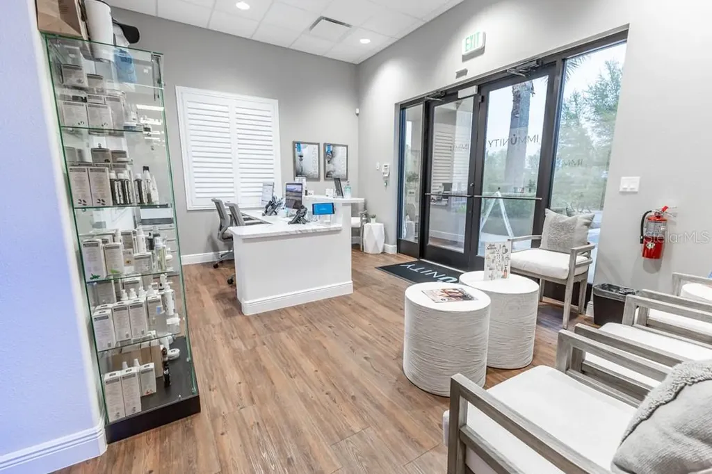 809 County Road 466 Lady Lake FL 32159