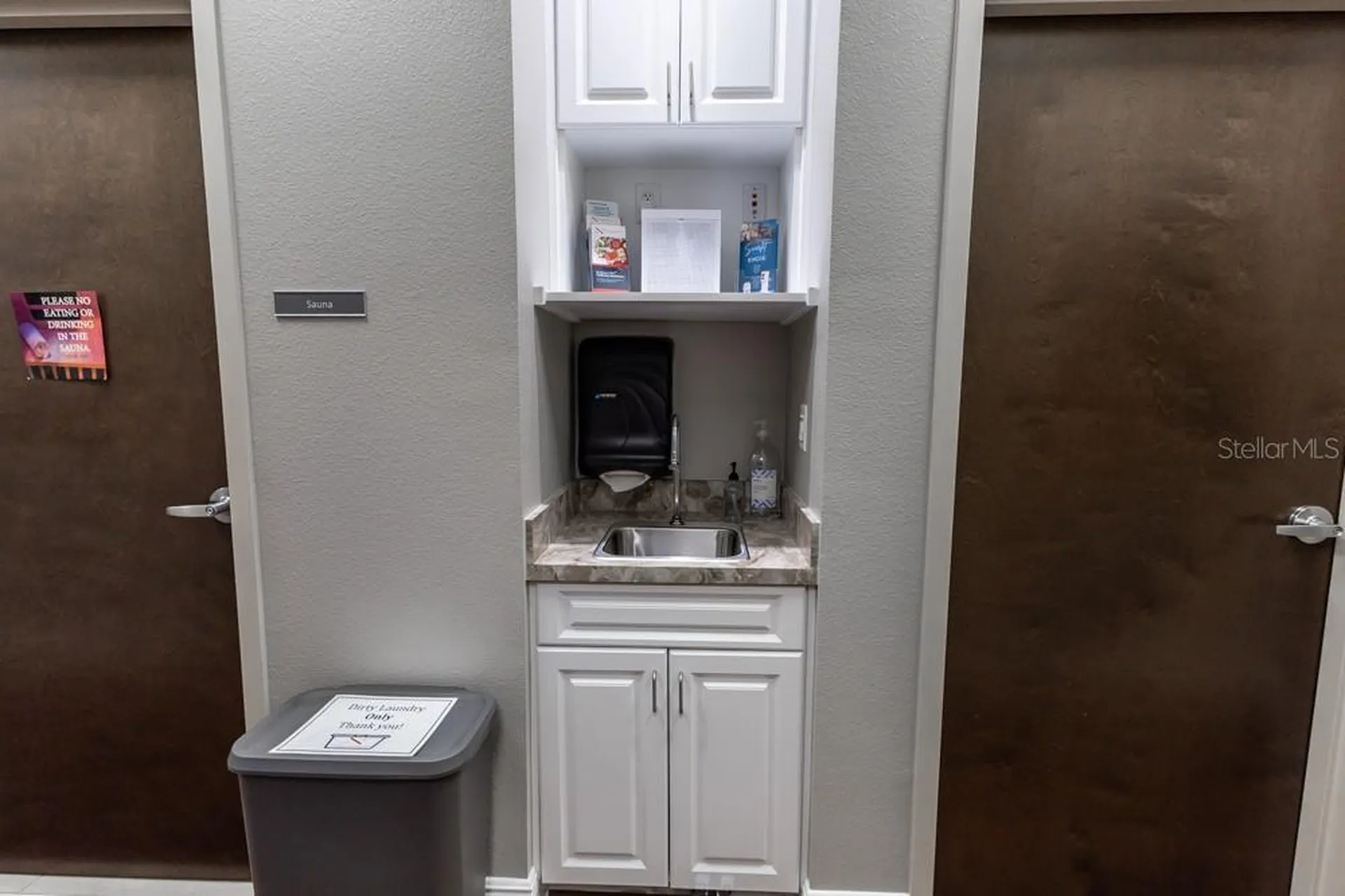 809 County Road 466 Lady Lake FL 32159