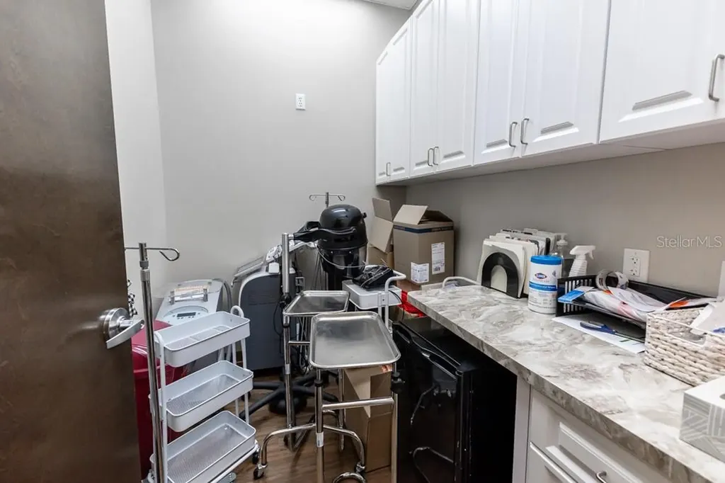 809 County Road 466 Lady Lake FL 32159