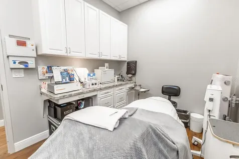 809 County Road 466 Lady Lake FL 32159