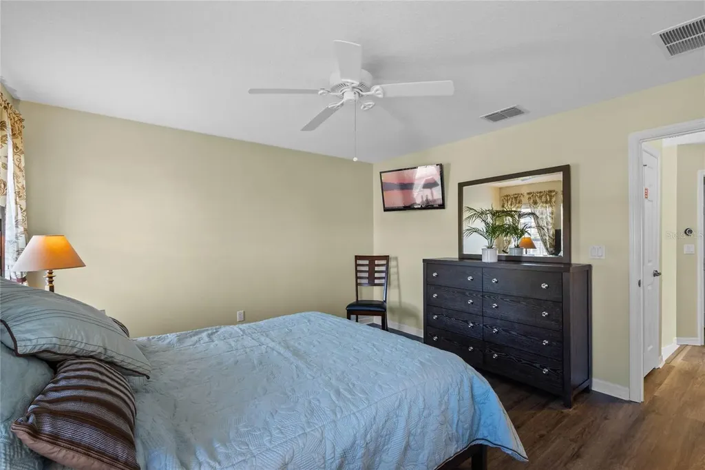 8535 Bay Lilly Loop Kissimmee FL 34747