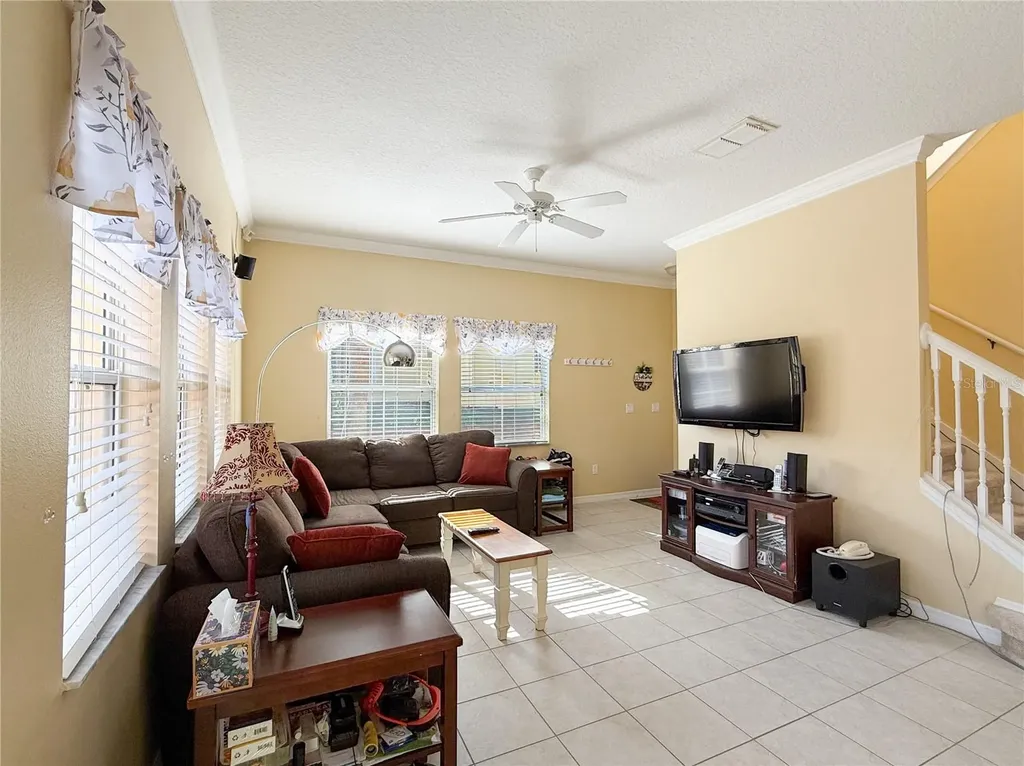 8535 Bay Lilly Loop Kissimmee FL 34747