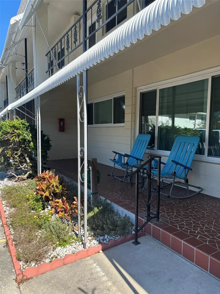 4143 56th Street N Kenneth City FL 33709