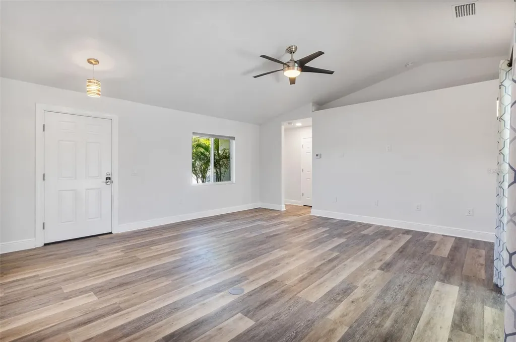 2490 Como Street Port Charlotte FL 33948