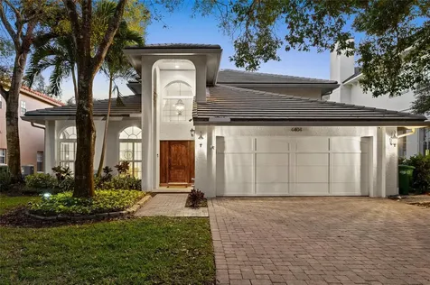4404 W Azeele Street Tampa FL 33609