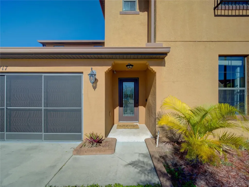 2717 Eagle Cliff Drive Kissimmee FL 34746