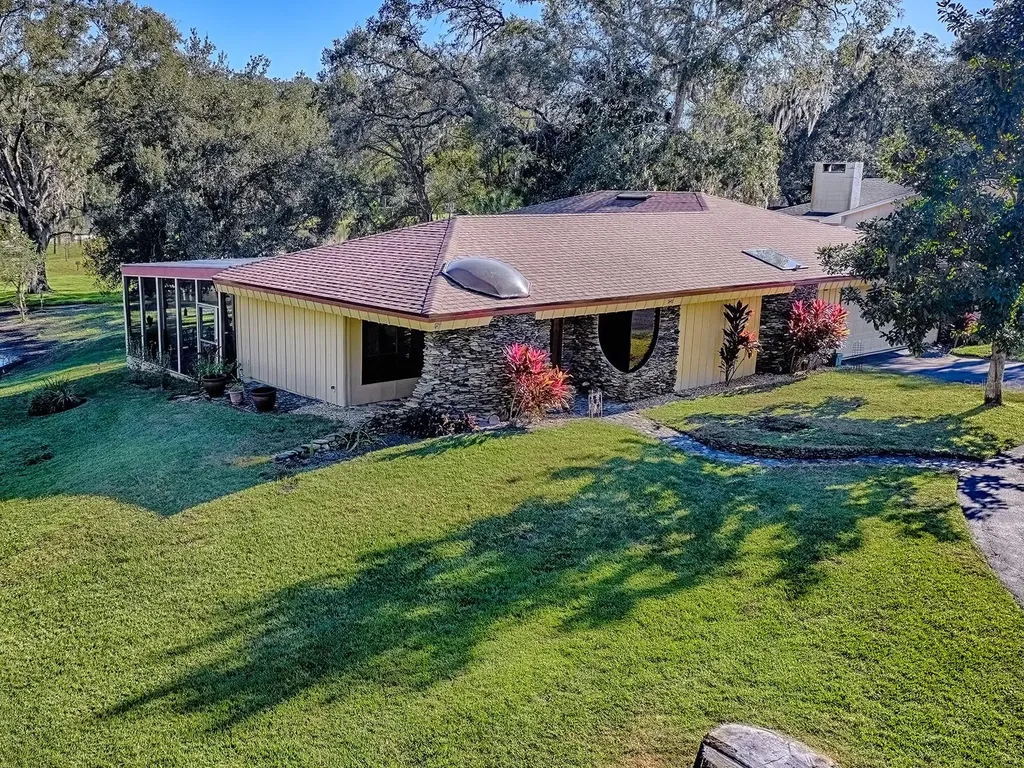 2314 Hillside Drive Mount Dora FL 32757