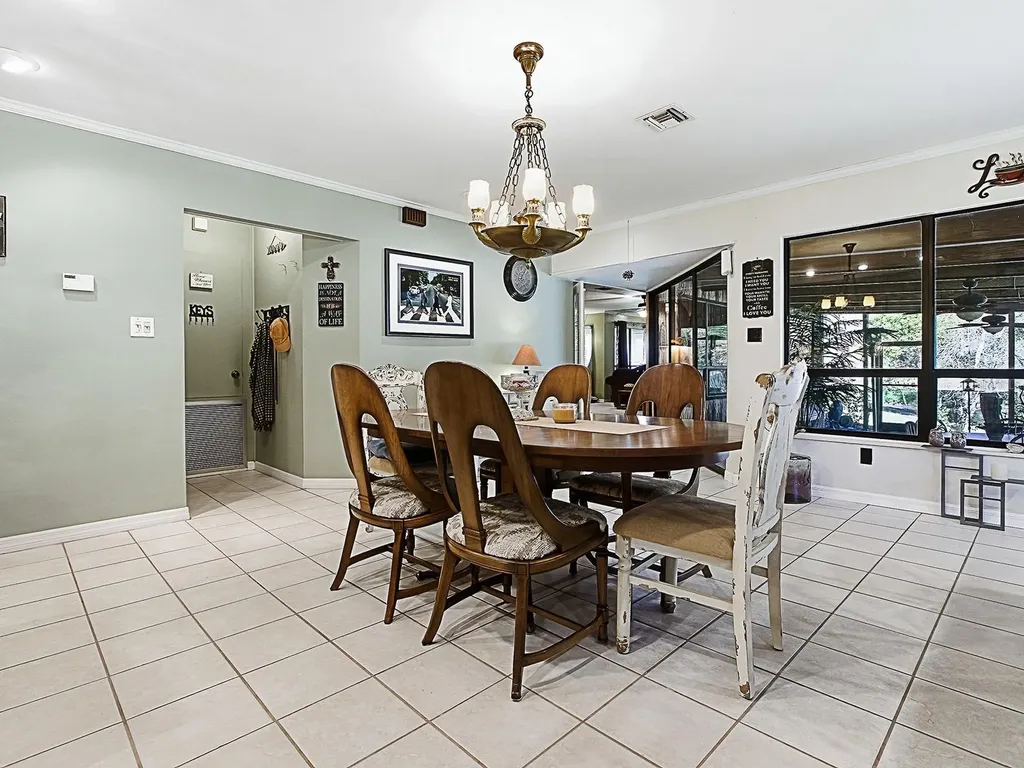 2314 Hillside Drive Mount Dora FL 32757