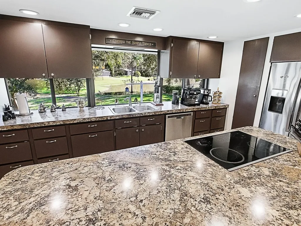 2314 Hillside Drive Mount Dora FL 32757