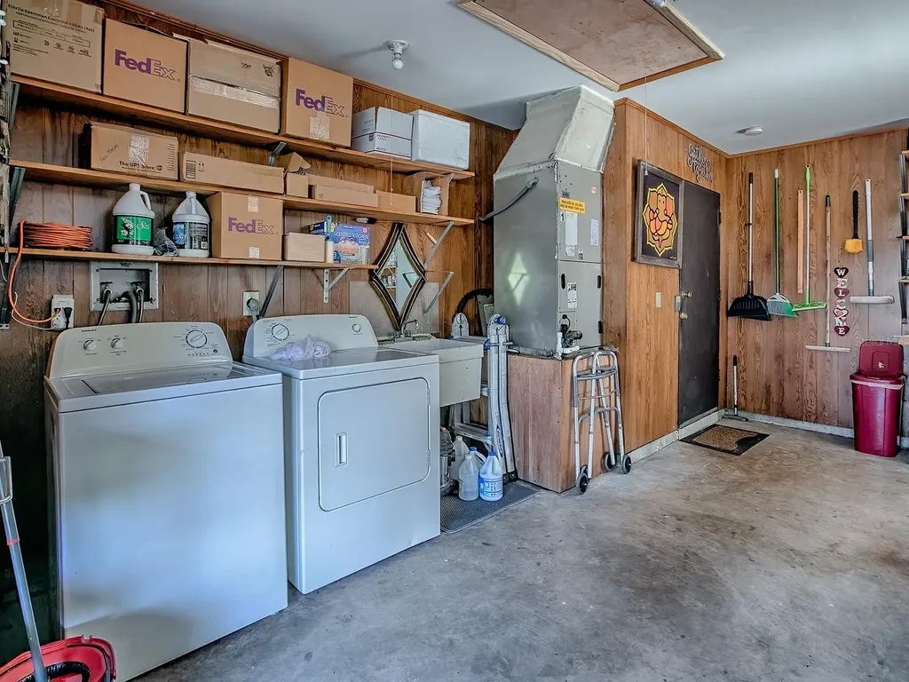 2314 Hillside Drive Mount Dora FL 32757