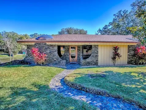 2314 Hillside Drive Mount Dora FL 32757
