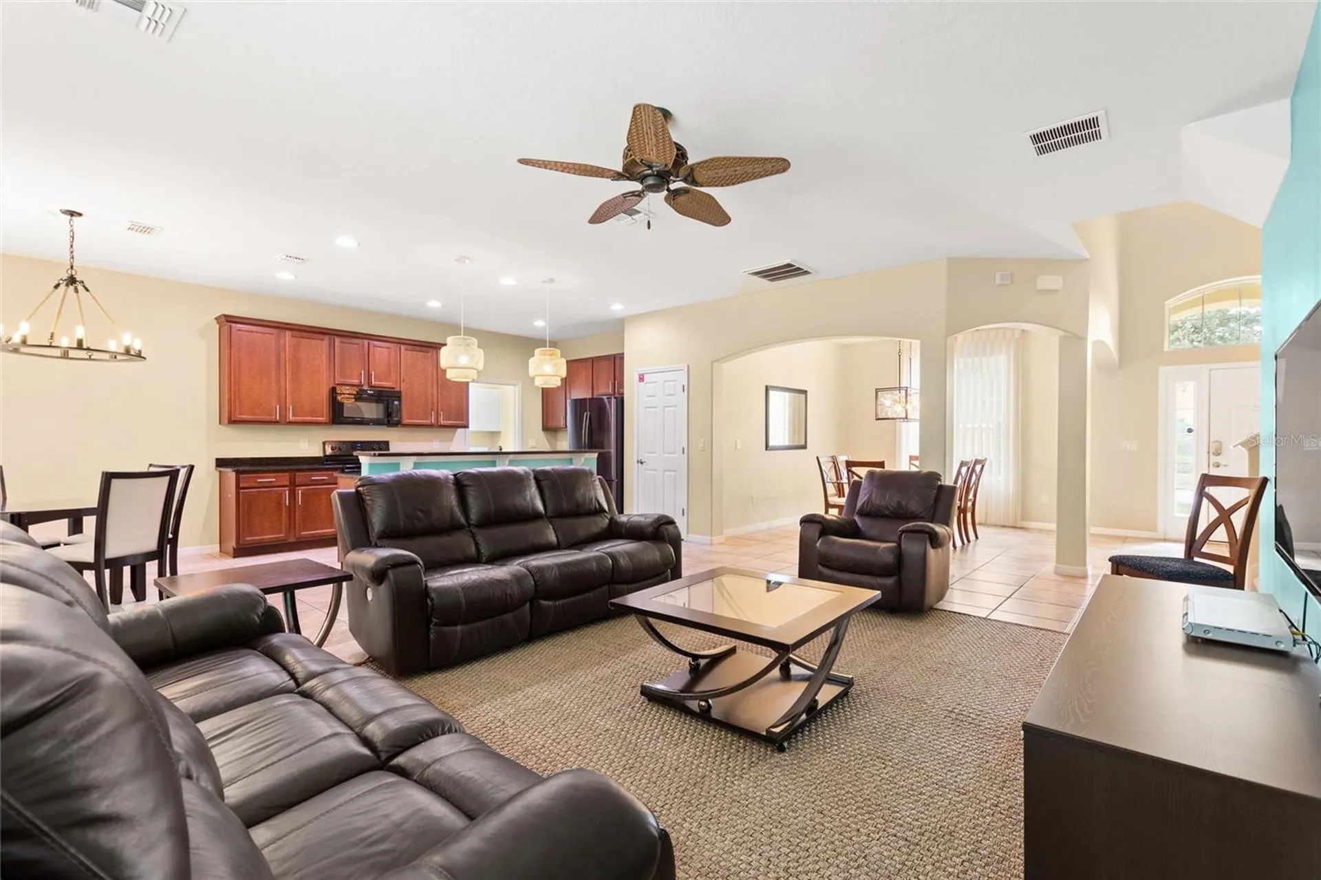 256 Yellow Snapdragon Drive Davenport FL 33837