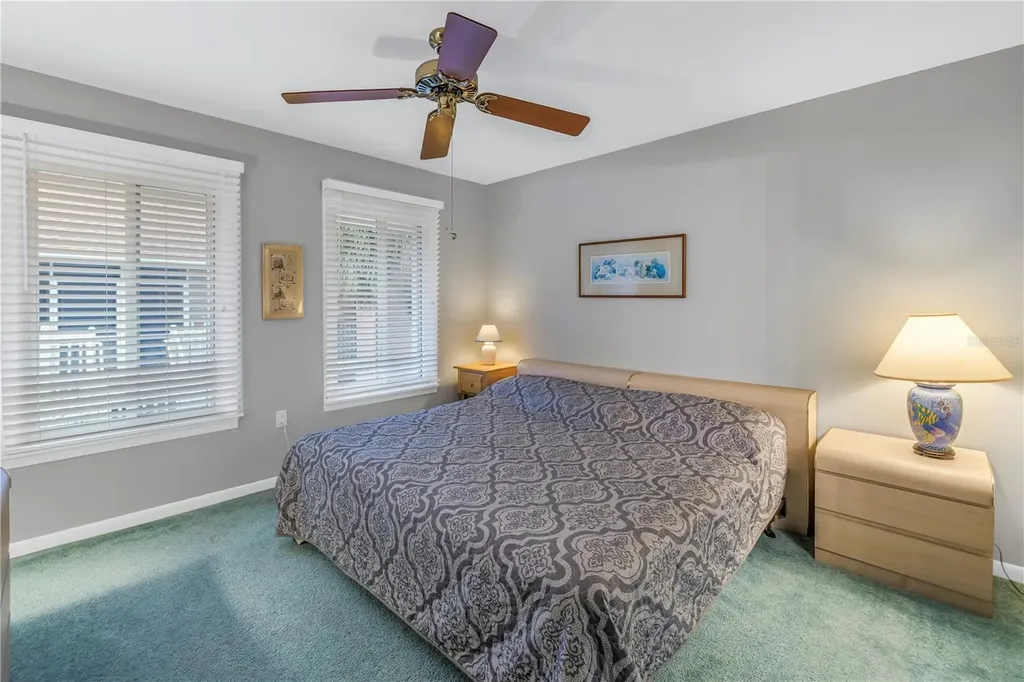 3710 41st Way S St Petersburg FL 33711