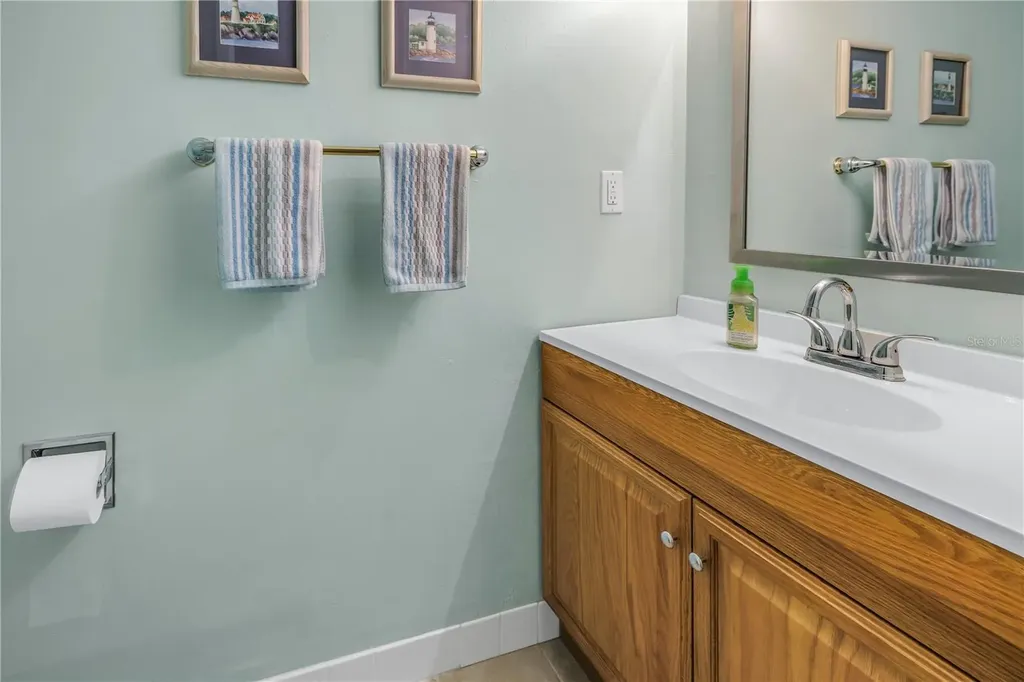 3710 41st Way S St Petersburg FL 33711