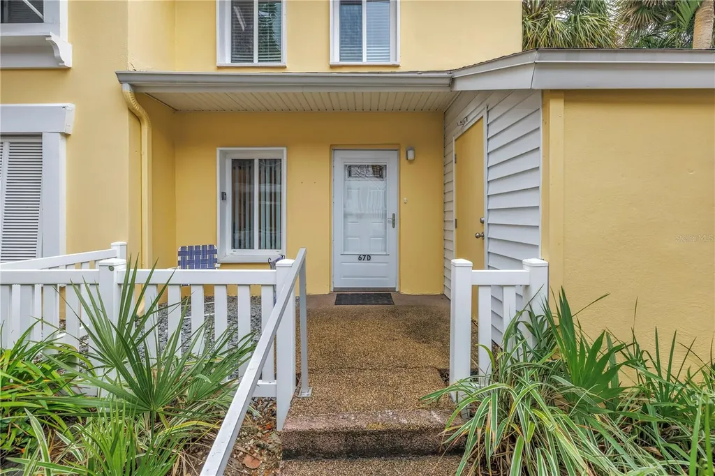 3710 41st Way S St Petersburg FL 33711