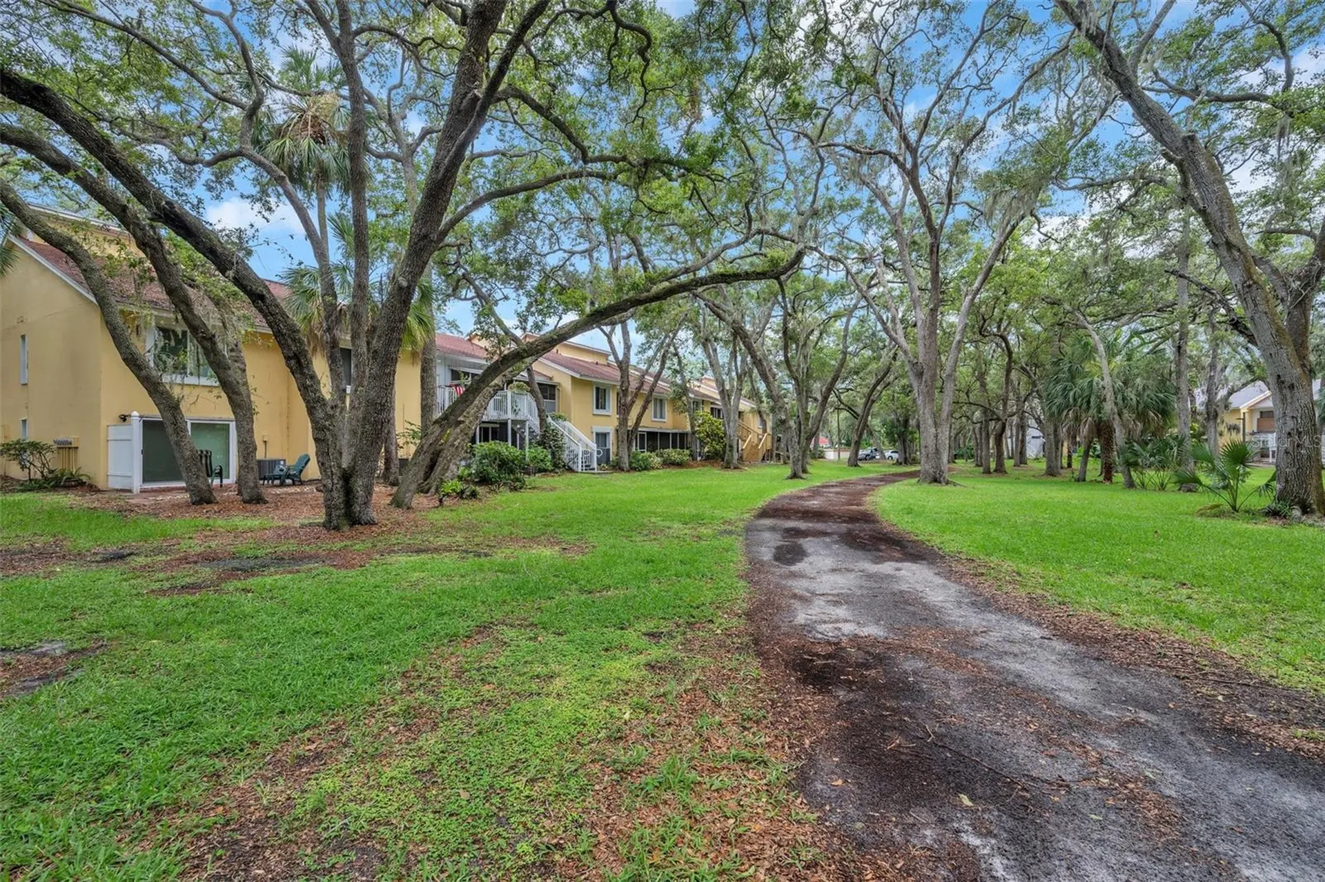 3710 41st Way S St Petersburg FL 33711