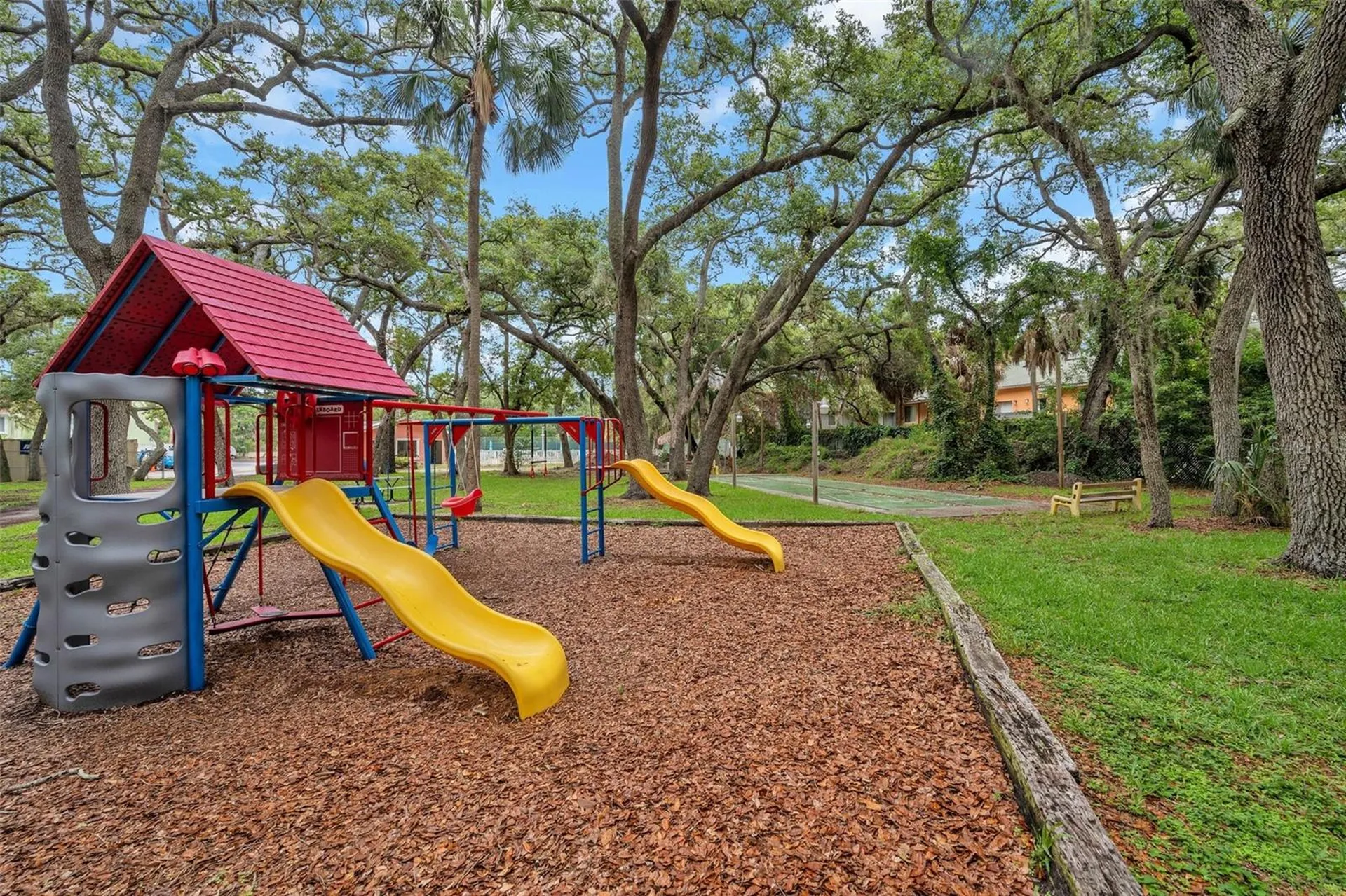 3710 41st Way S St Petersburg FL 33711