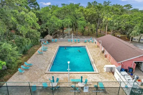 3710 41st Way S St Petersburg FL 33711