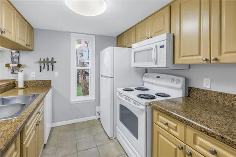 3710 41st Way S St Petersburg FL 33711