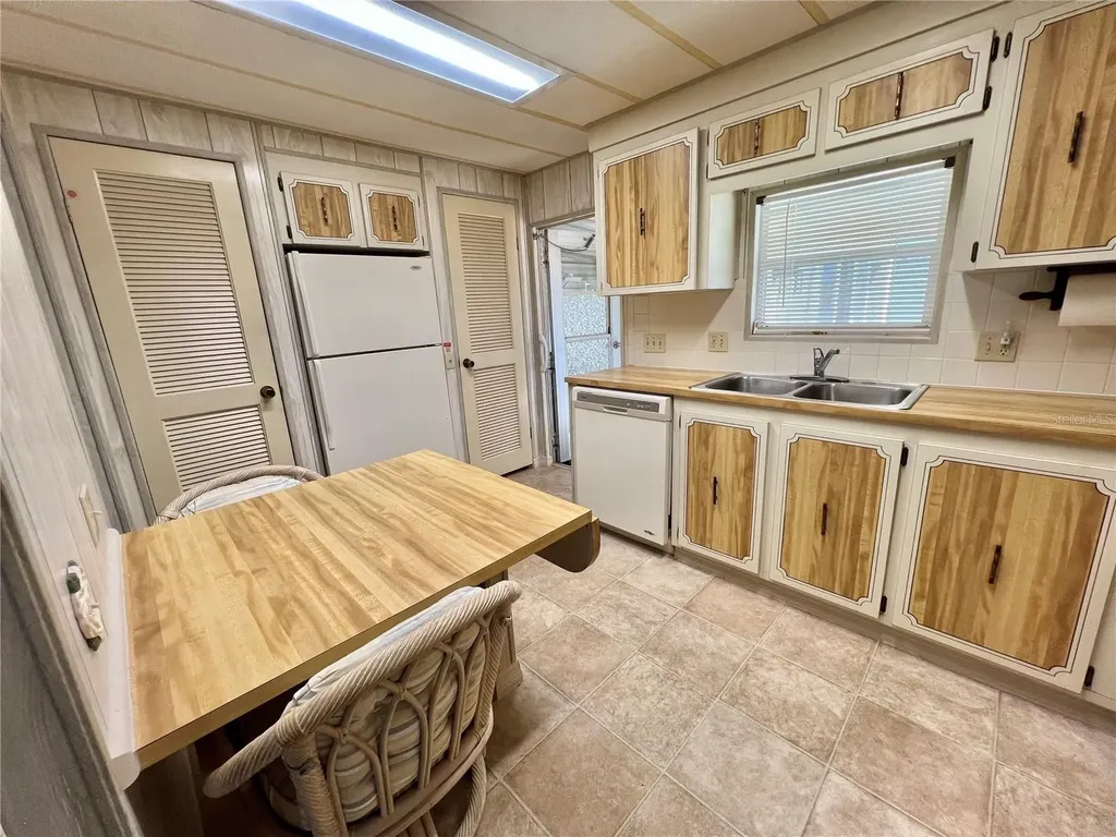 180 Hibiscus Way Leesburg FL 34748