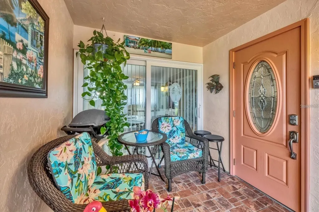 460 Base Avenue E Venice FL 34285