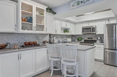 460 Base Avenue E Venice FL 34285