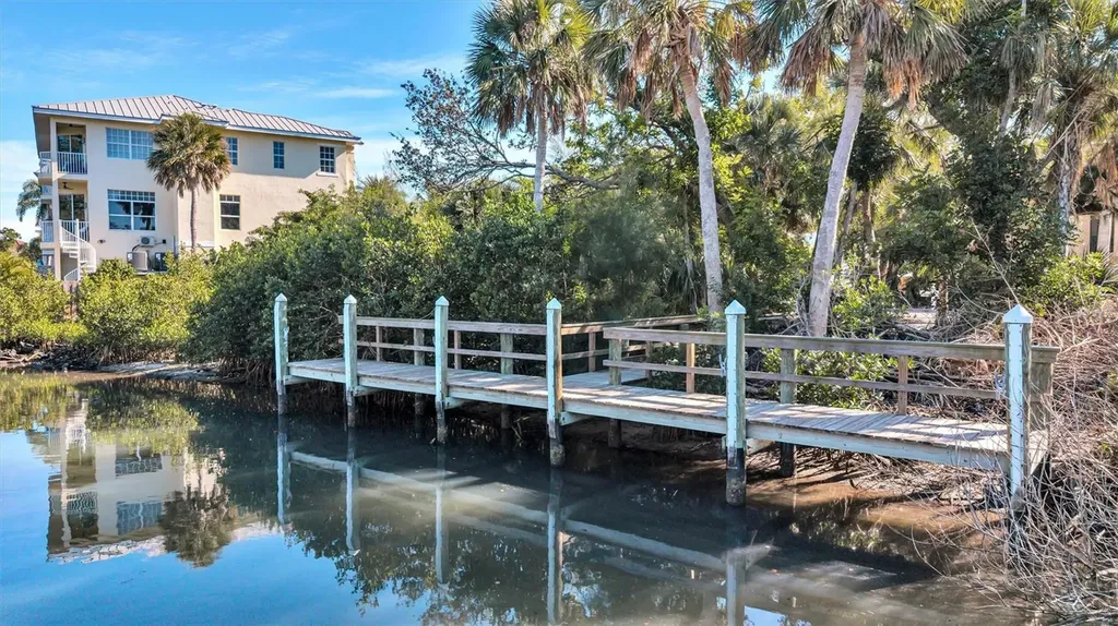 436 Canal Road Sarasota FL 34242