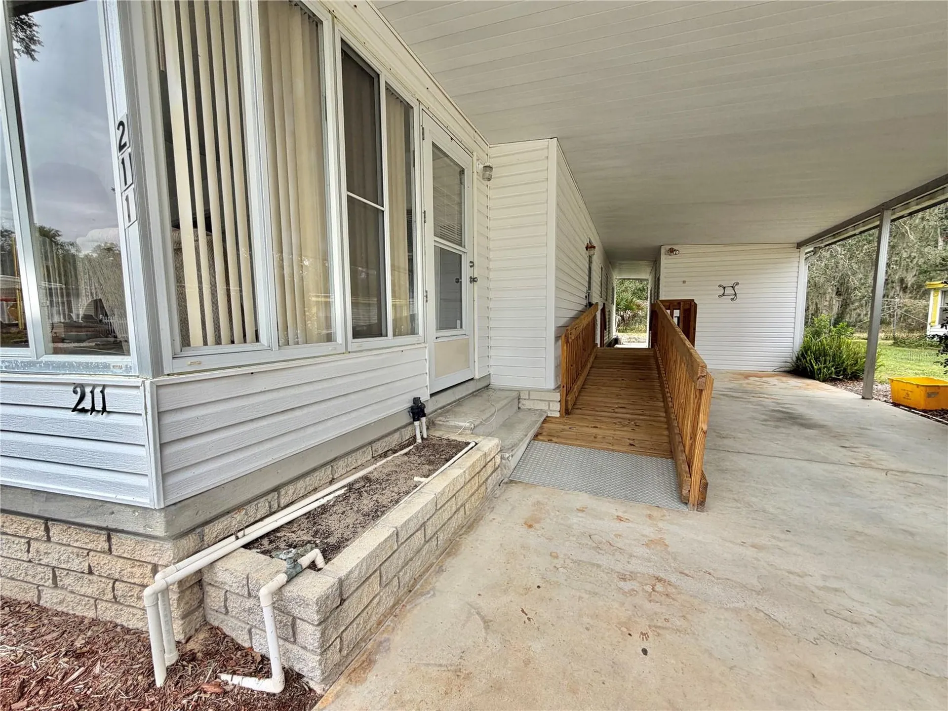 211 Aspen Circle Leesburg FL 34748