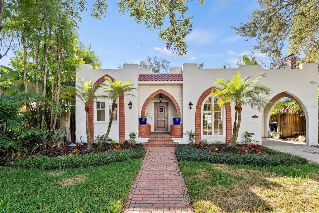 2436 W Prospect Road Tampa FL 33629