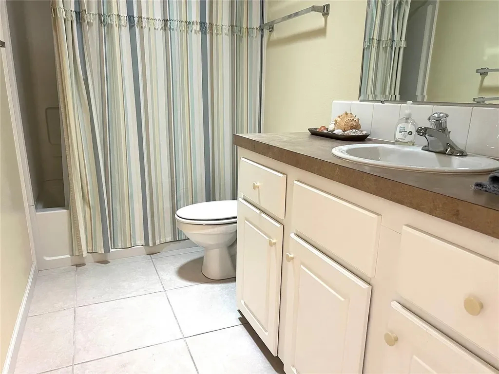 817 S Green Circle Venice FL 34285