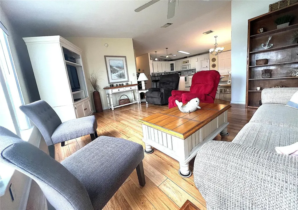 817 S Green Circle Venice FL 34285