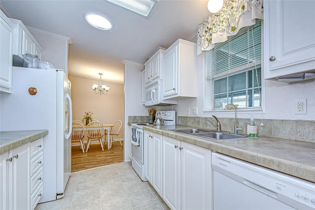 3337 Dawns Dell Zephyrhills FL 33541