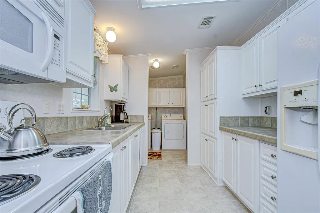 3337 Dawns Dell Zephyrhills FL 33541