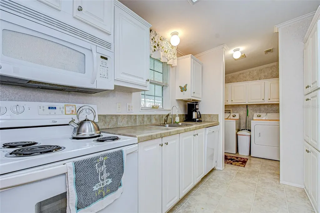 3337 Dawns Dell Zephyrhills FL 33541