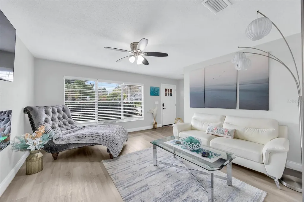 2952 Carriage Drive South Daytona FL 32119