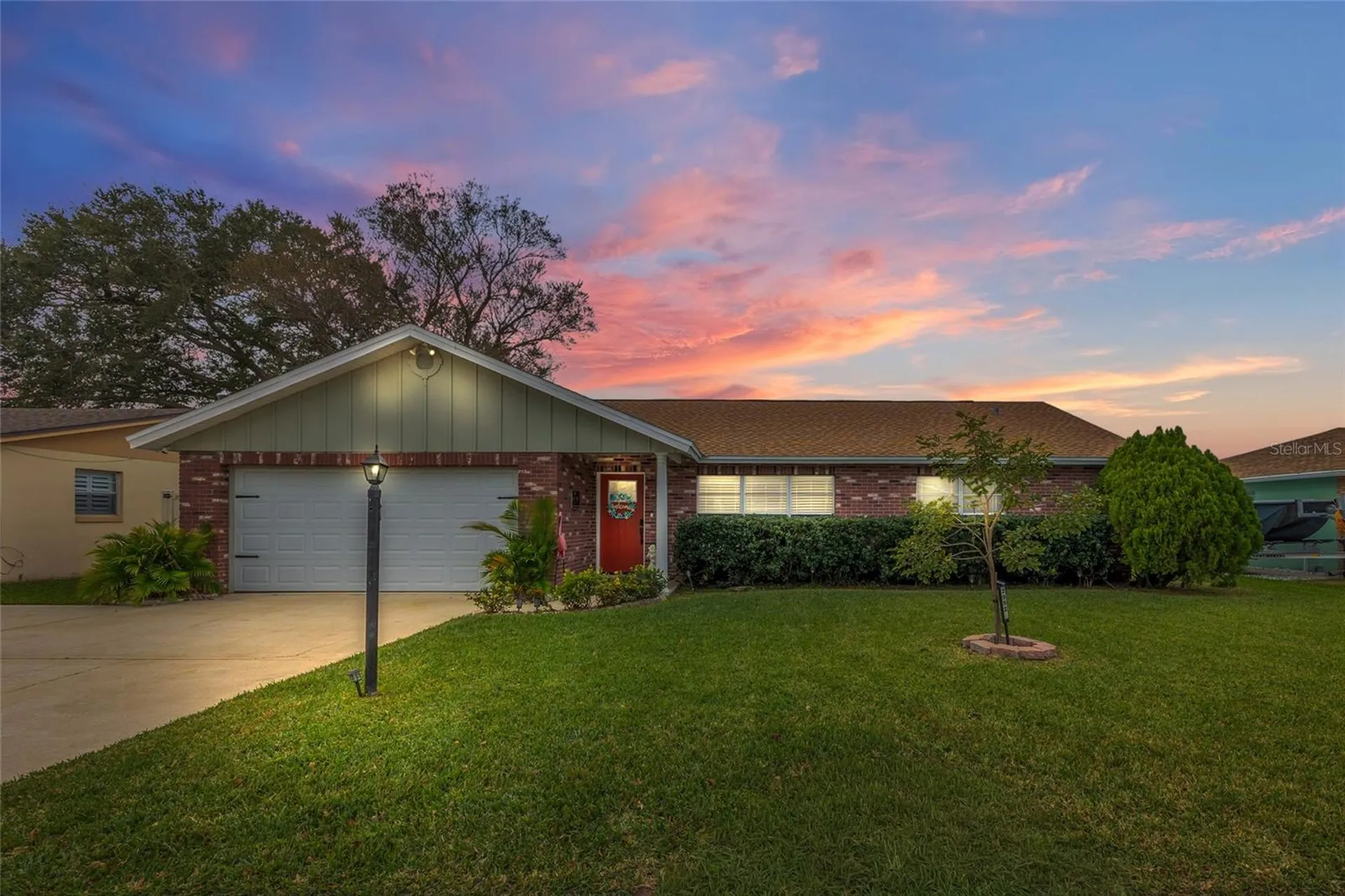 2952 Carriage Drive South Daytona FL 32119