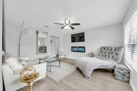 2952 Carriage Drive South Daytona FL 32119