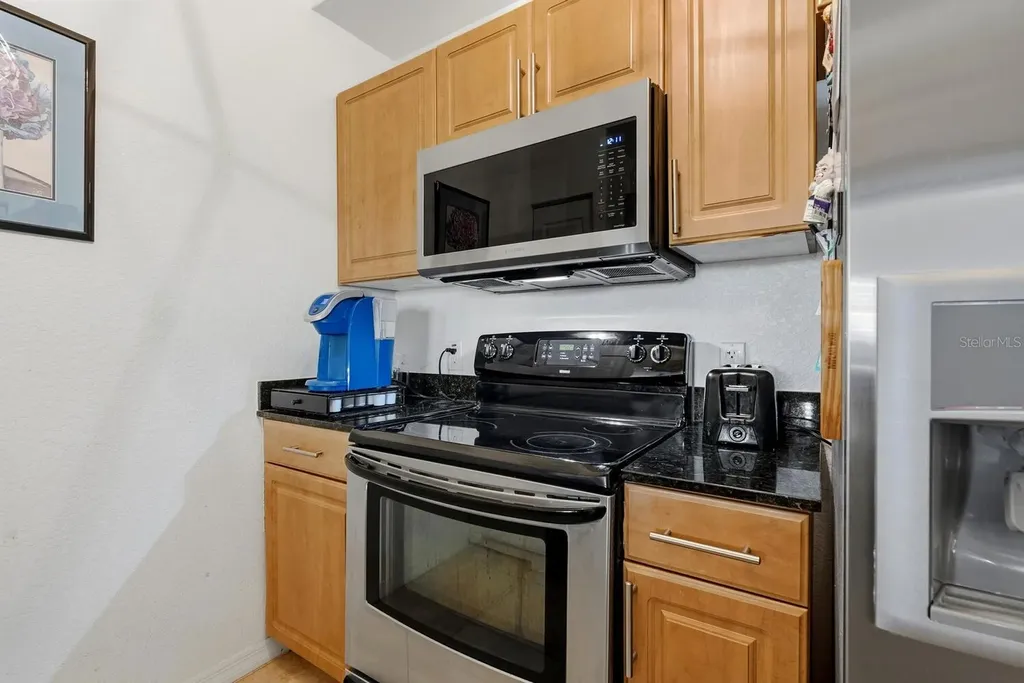 1064 N Tamiami Trail Sarasota FL 34236