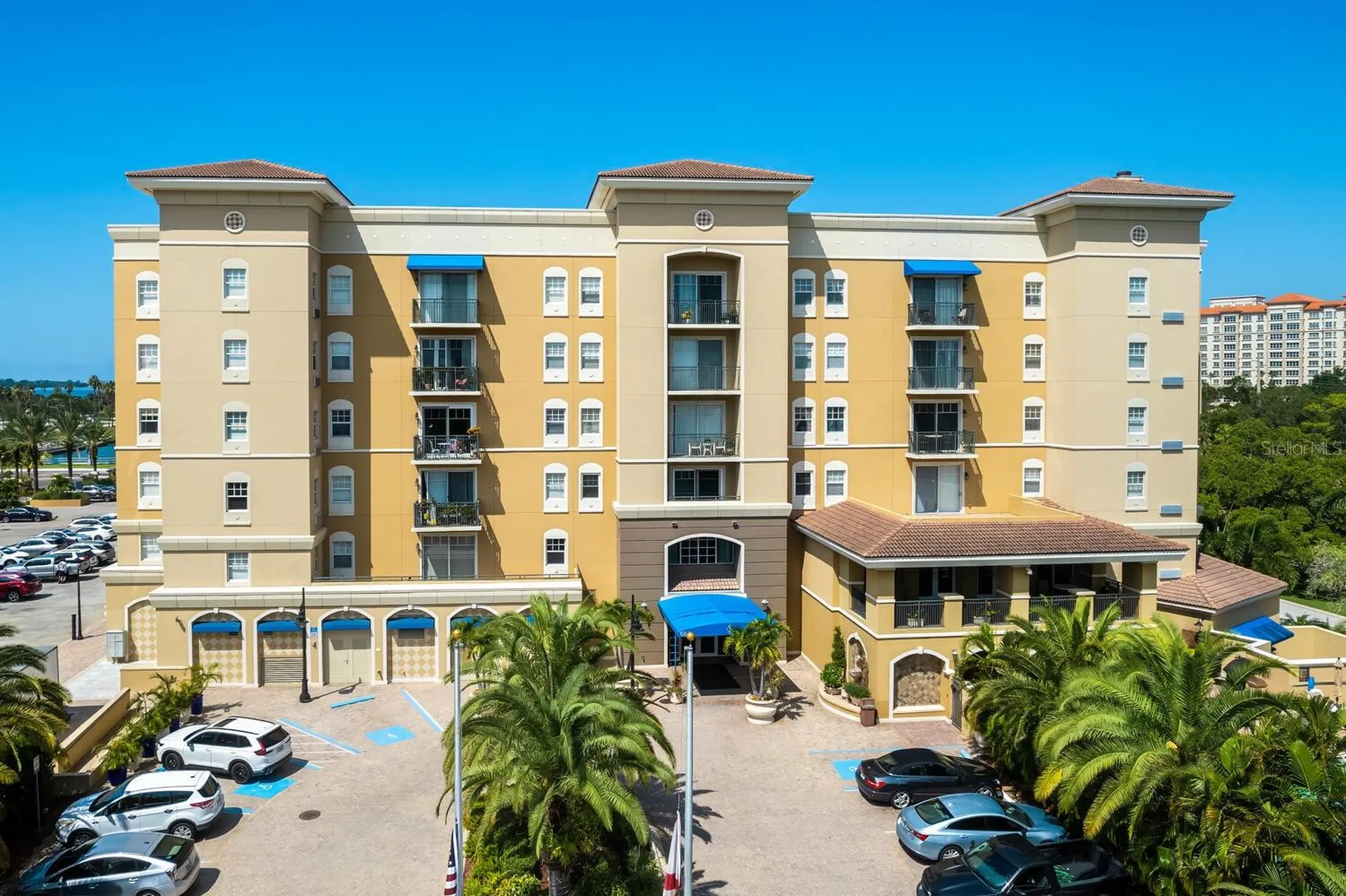 1064 N Tamiami Trail Sarasota FL 34236