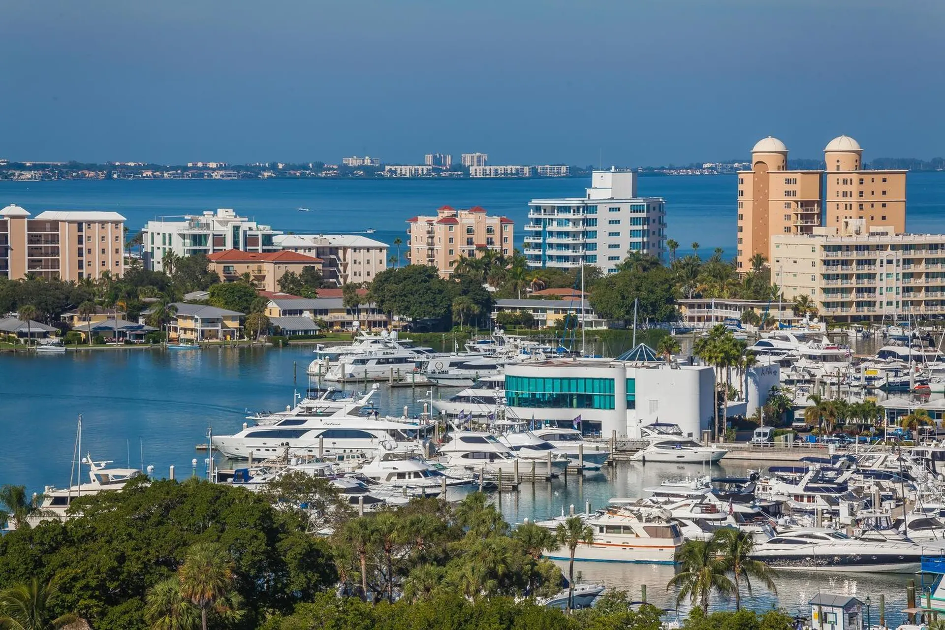 1064 N Tamiami Trail Sarasota FL 34236