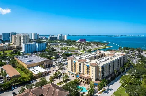 1064 N Tamiami Trail Sarasota FL 34236