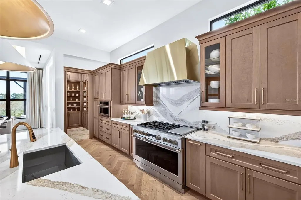 8380 Sea Glass Court Sarasota FL 34240