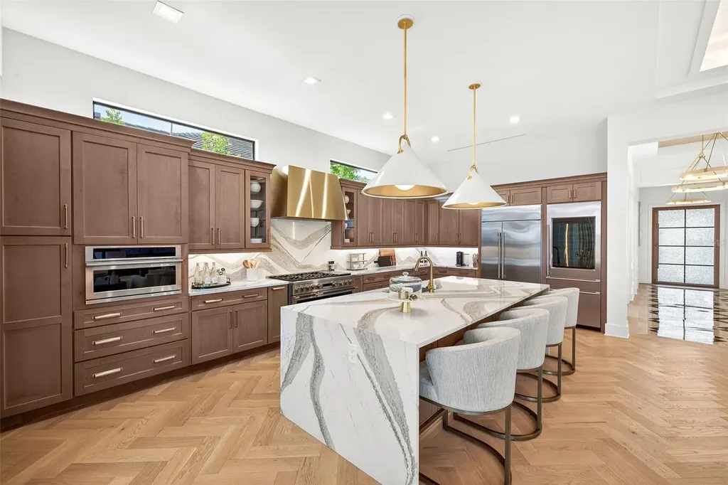 8380 Sea Glass Court Sarasota FL 34240